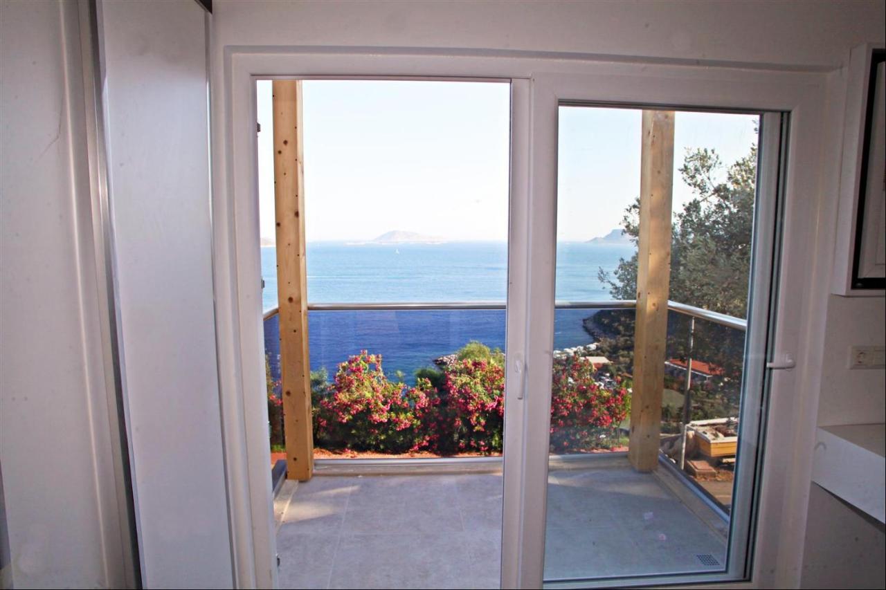 Отель Blue Island Luxury Adults Only 2*